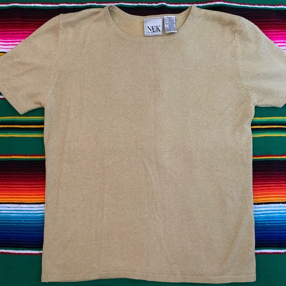 Shirt - Picture 1 of 4